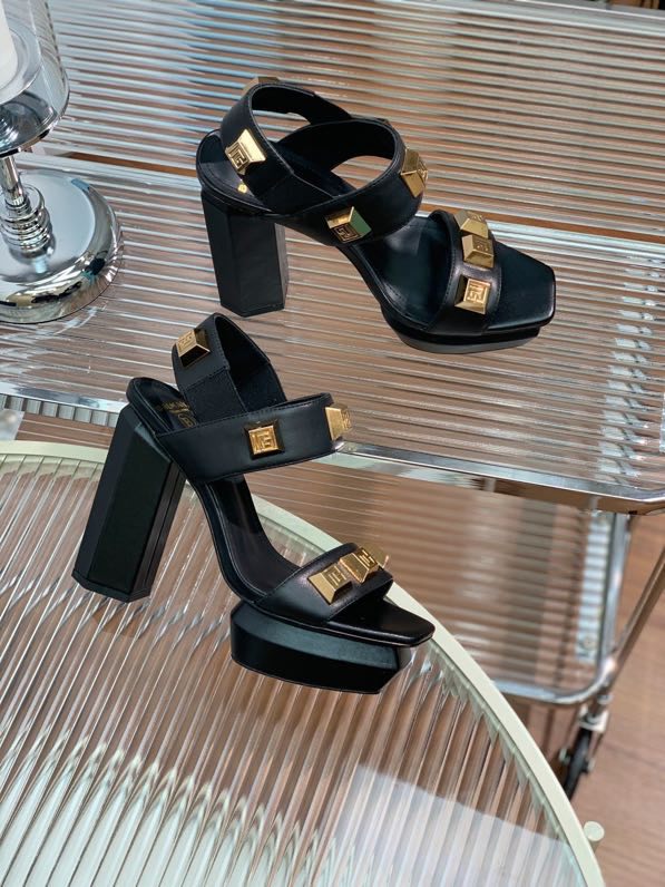 Sandals on high heel and platform, black фото 7