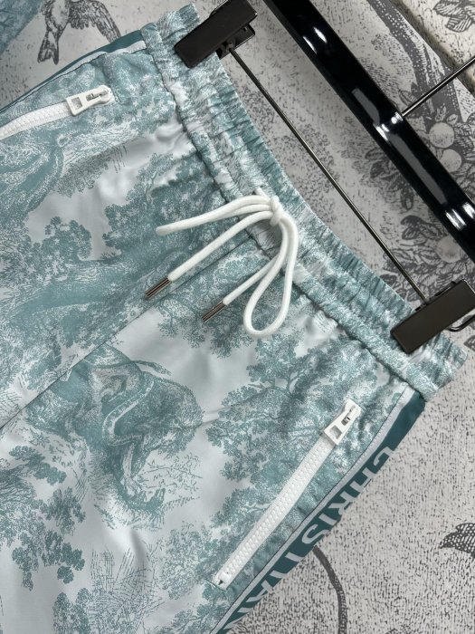 Костюм женский фото 4