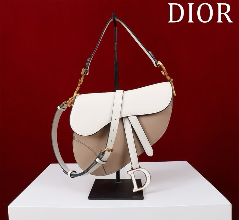Сумка кожаная Dior Saddle 25 см