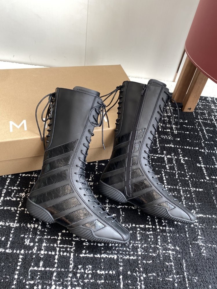 Чоботи жіночі фото 4