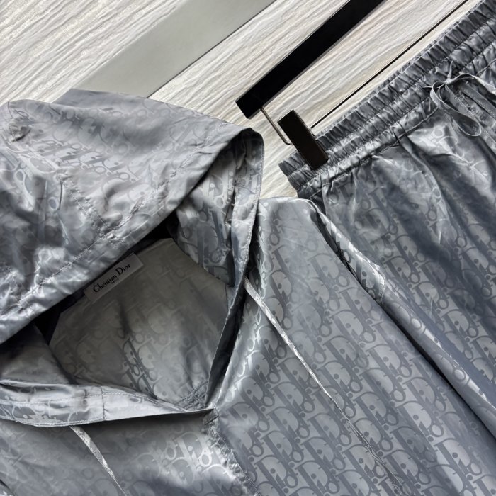 Костюм жіночий фото 4