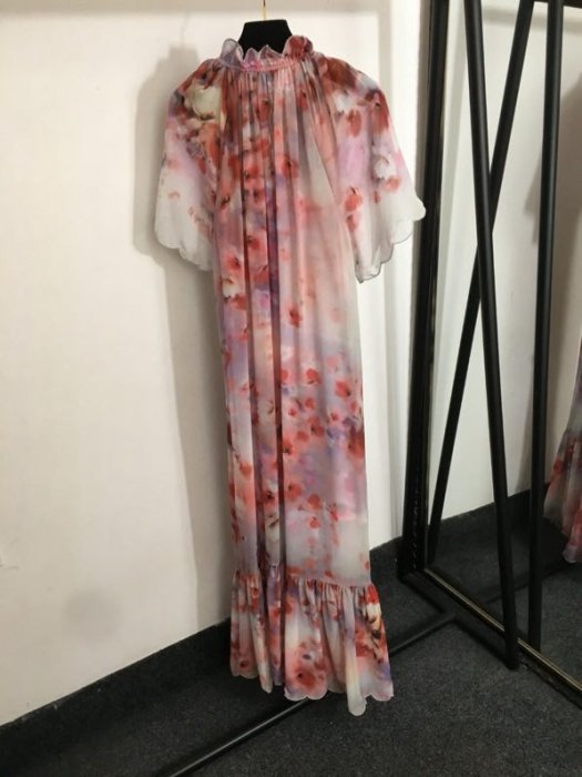 Платье с цветочным принтом фото 7