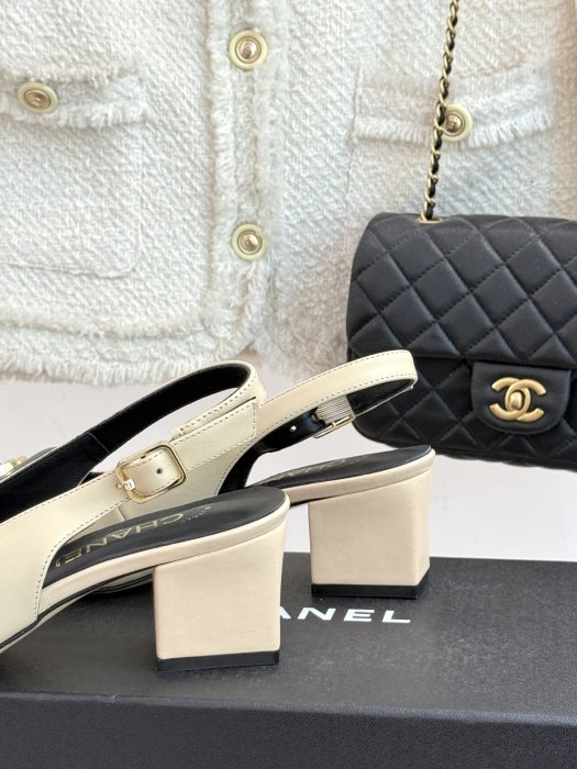 Босоножки фото 6