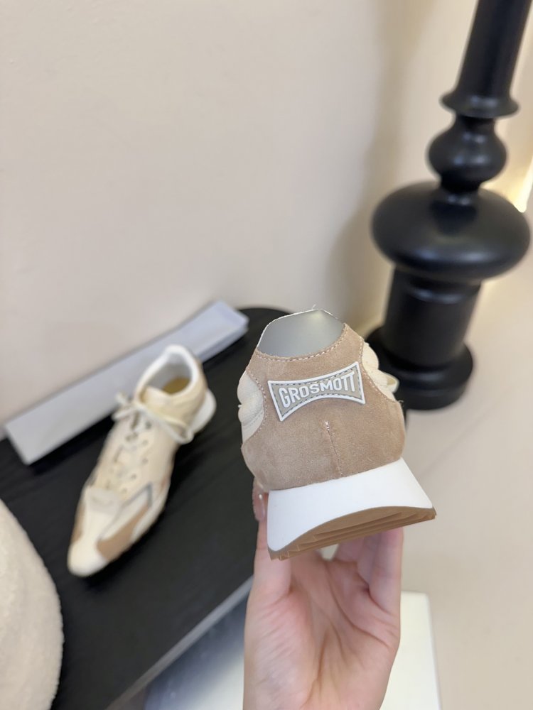 Кросівки жіночі фото 7