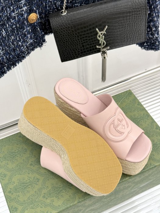 Босоножки фото 9