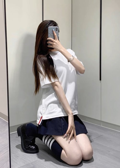 Футболка жіноча фото 9