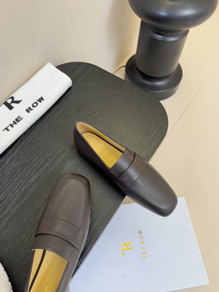 Туфлі жіночі фото 4