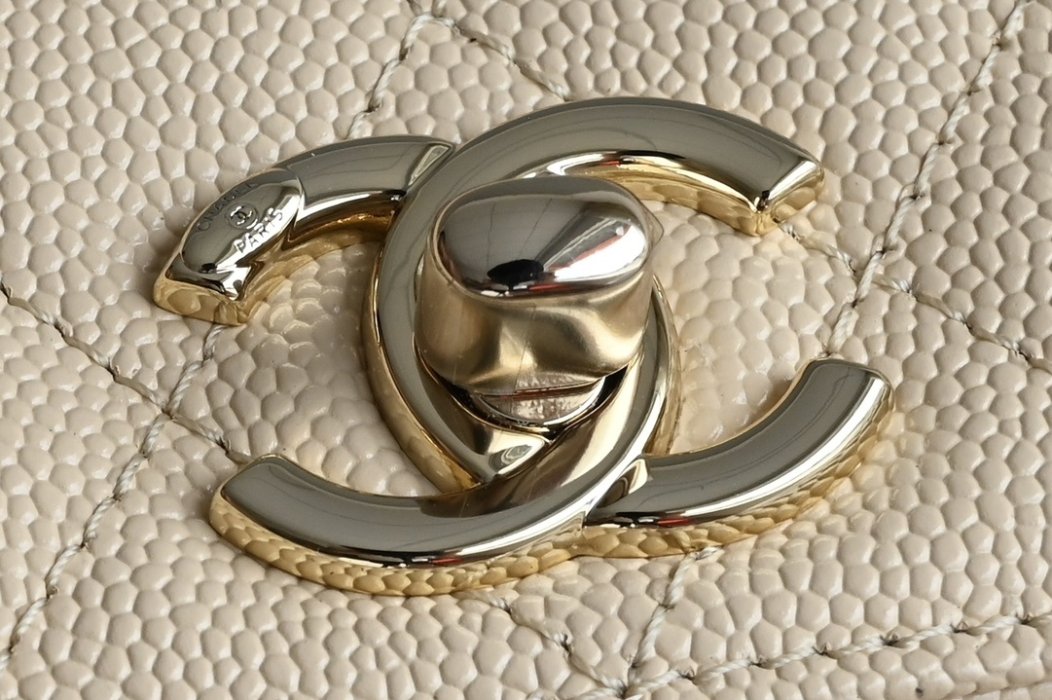 Сумка Chanel Coco Handle mini из зернистой кожи фото 6