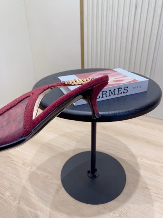 Босоножки фото 4