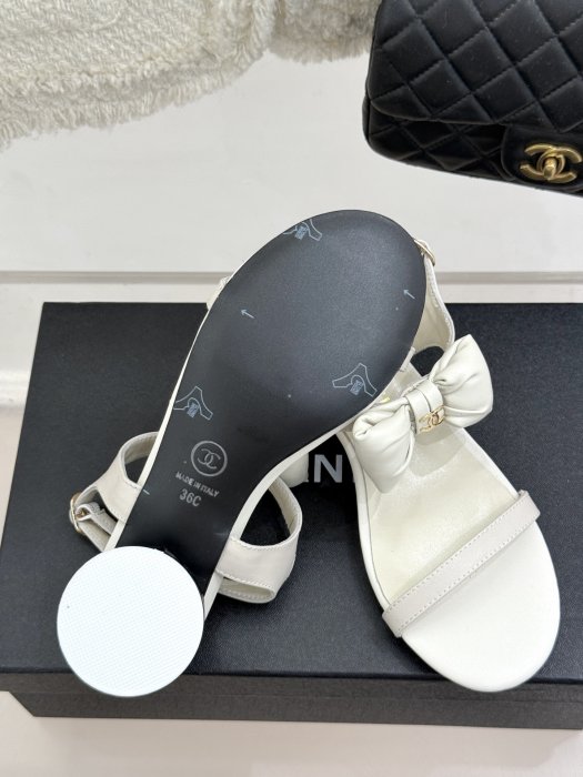 Босоножки фото 9