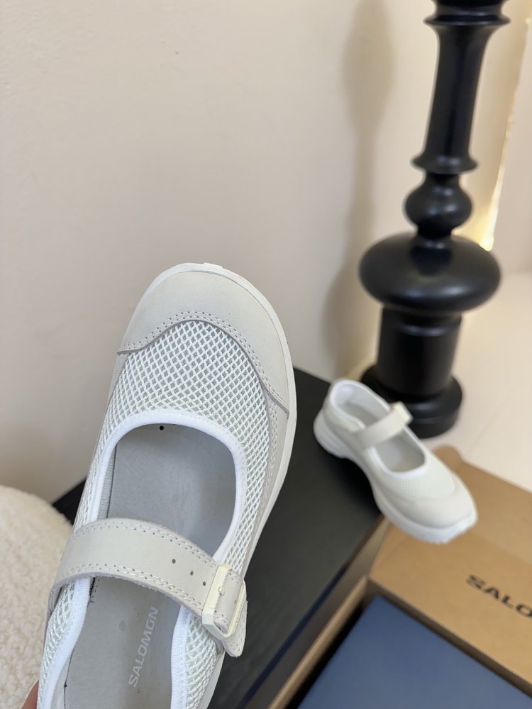 Кроссовки женские фото 6