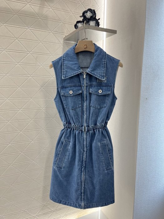 Плаття, Сукня