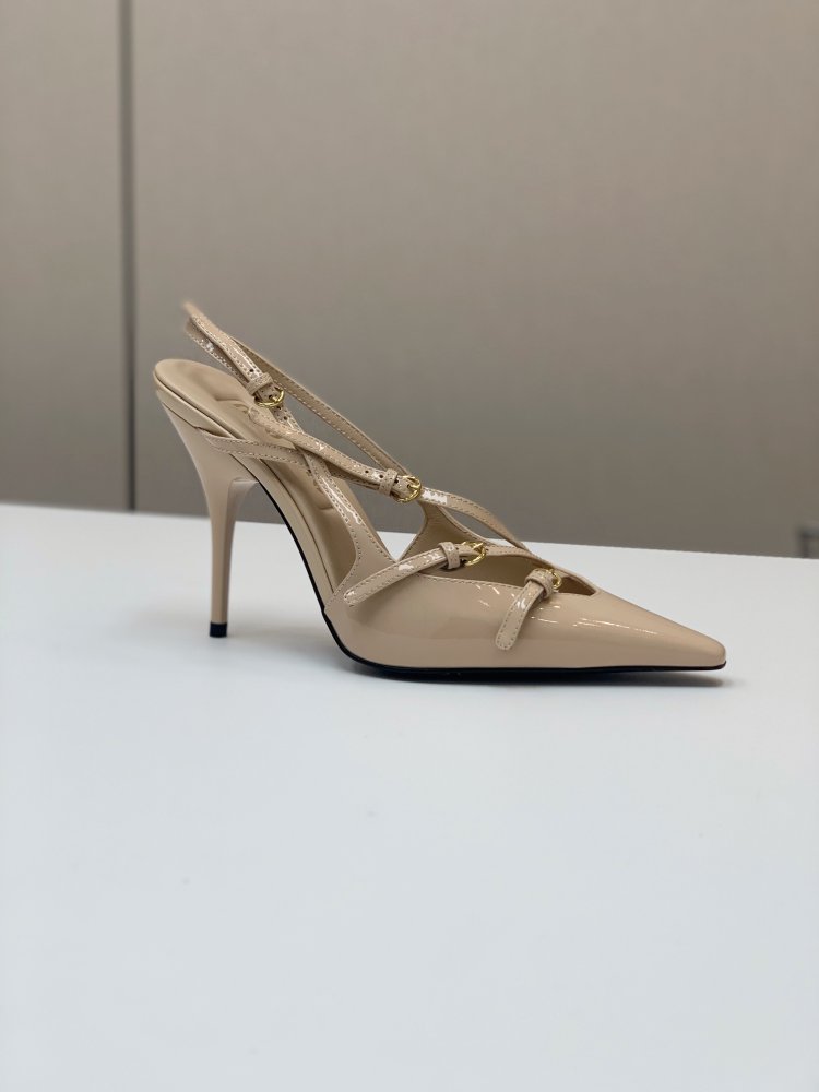 Босоножки фото 4