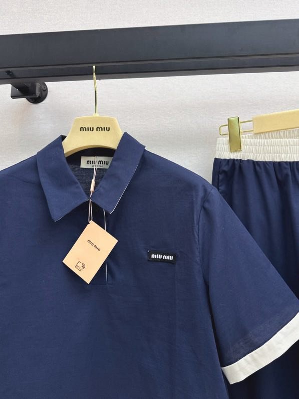 Костюм женский фото 6