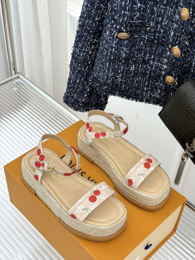 Босоніжки фото 3