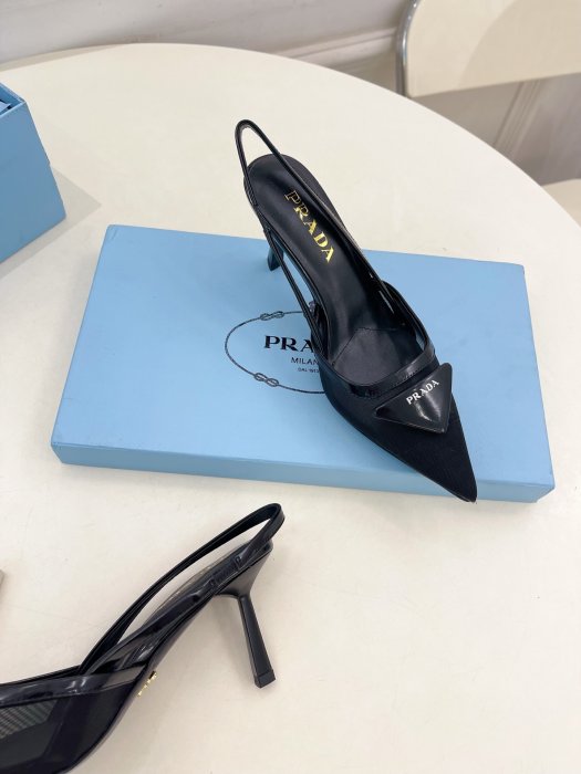 Босоножки фото 6