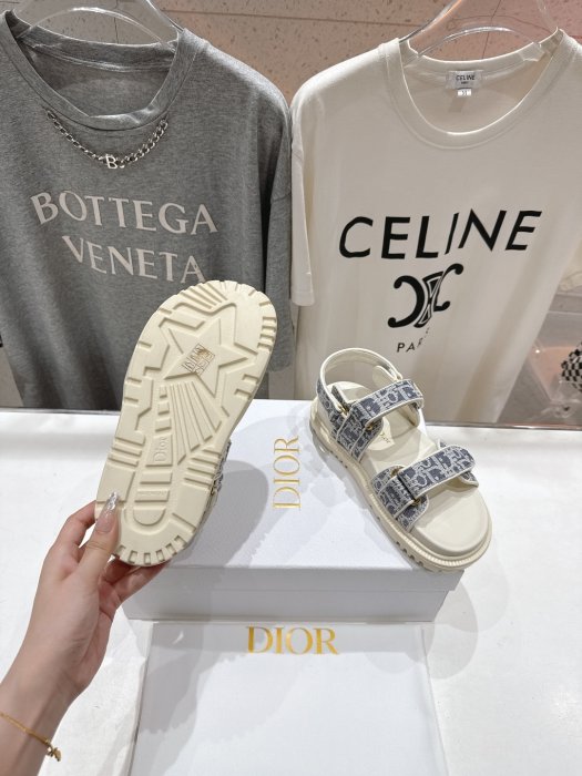 Sandals women's фото 9