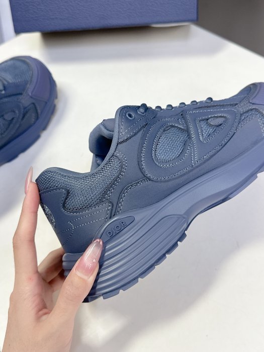 Кроссовки фото 8