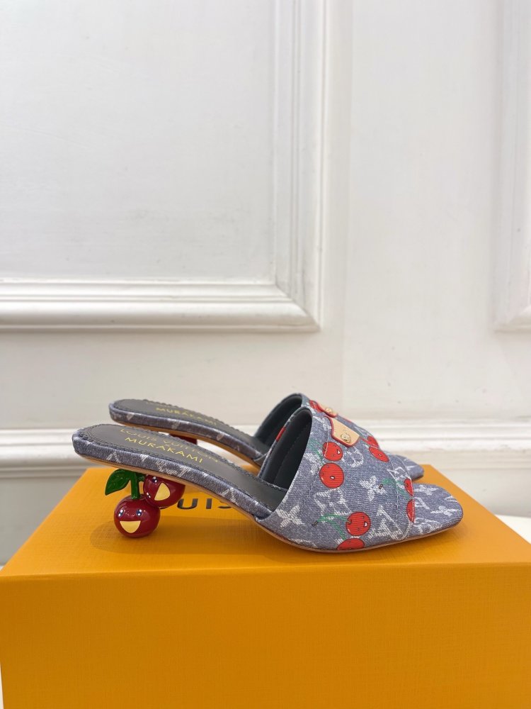 Босоніжки фото 2