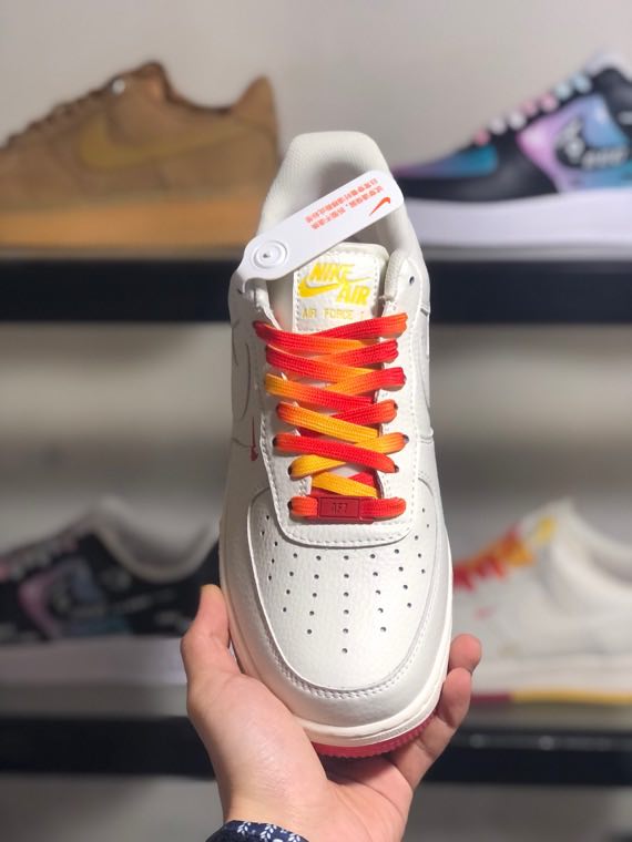 Кроссовки  Air Force 1 07 Low Yellow Red Limited фото 3