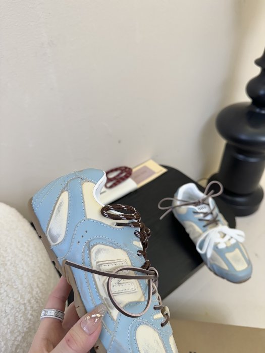 Кроссовки фото 6