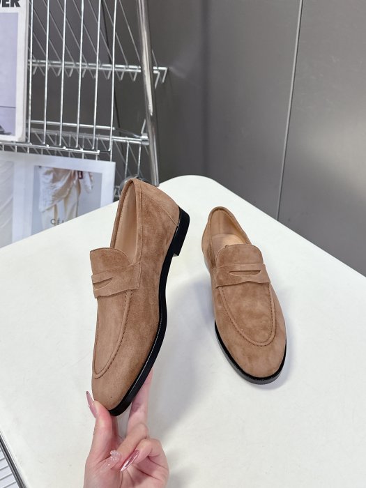 Лоферы женские фото 4