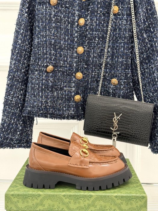 Туфли женские