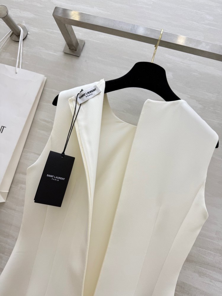 Плаття, Сукня з приталеним ліфом в стилі Хепберн фото 7