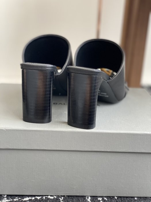 Босоножки фото 7