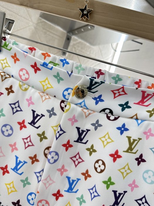 T-shirt women's фото 9