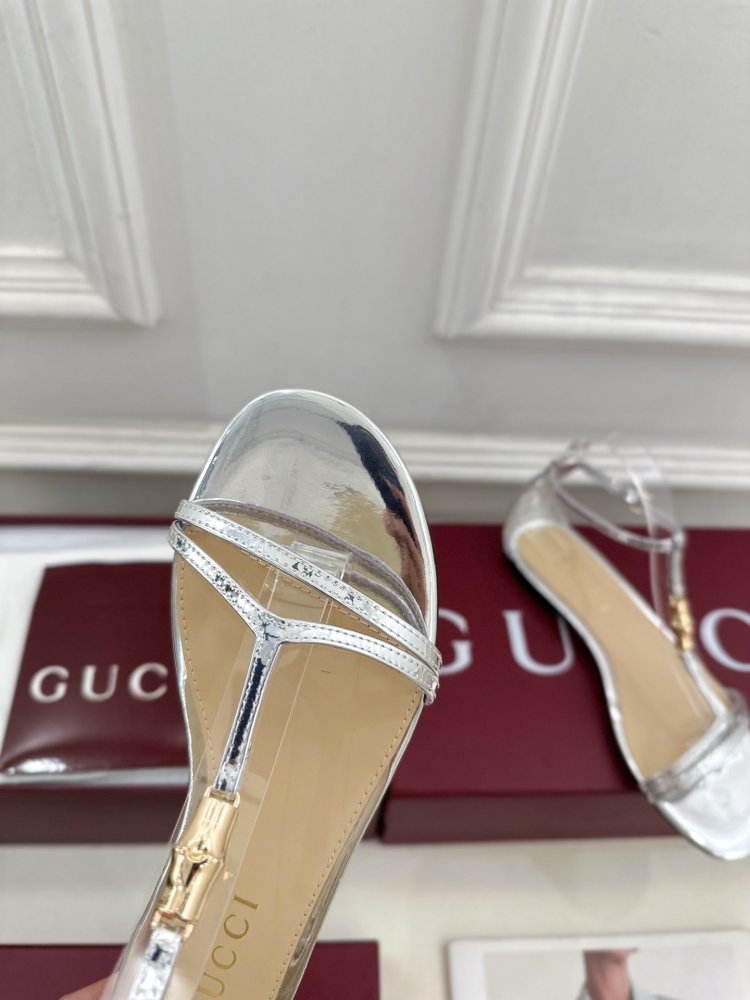 Босоніжки фото 6