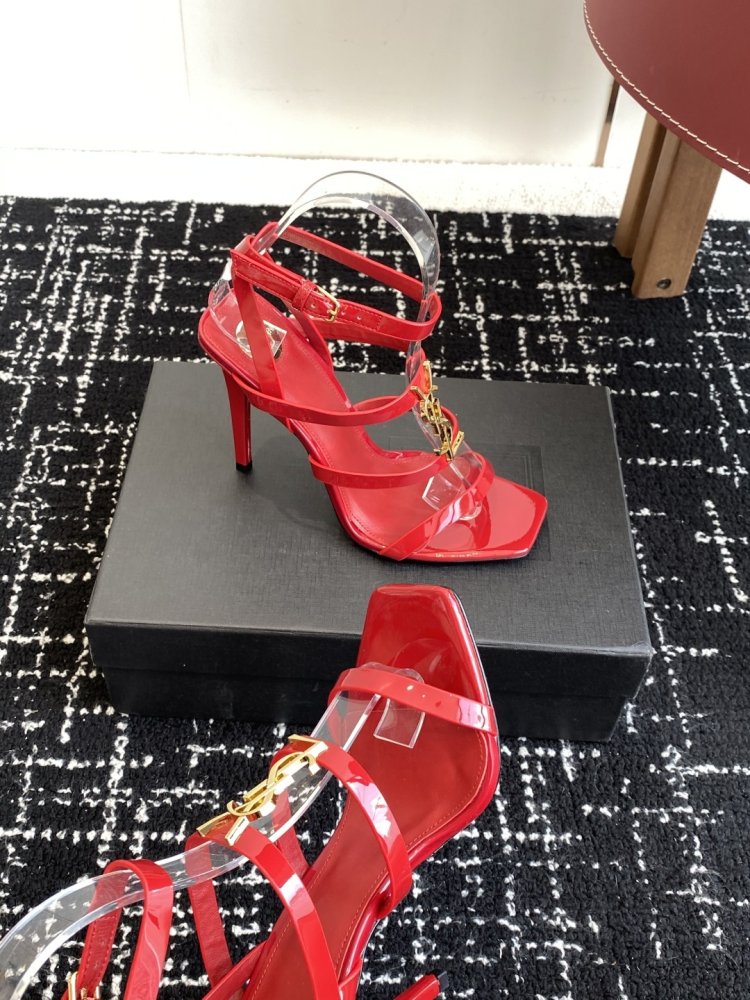 Босоножки фото 7