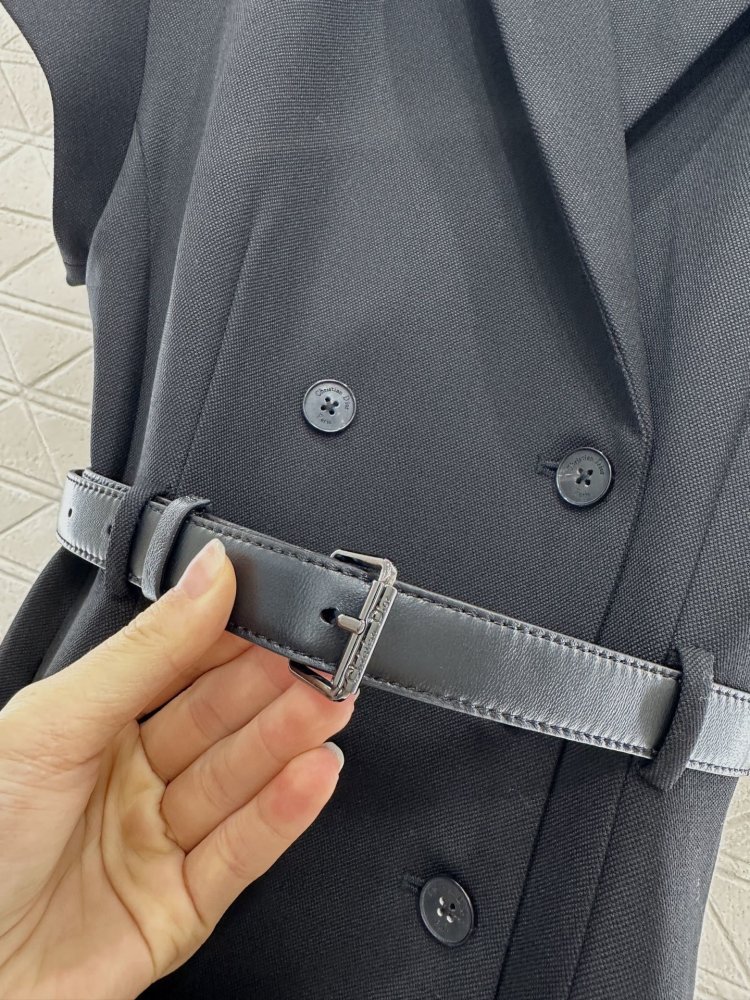 Платье с отворотом и широкими рукавами фото 7