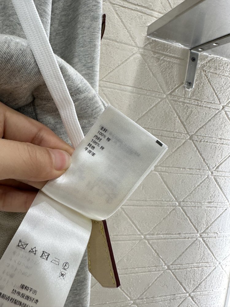 Кофта жіноча фото 9