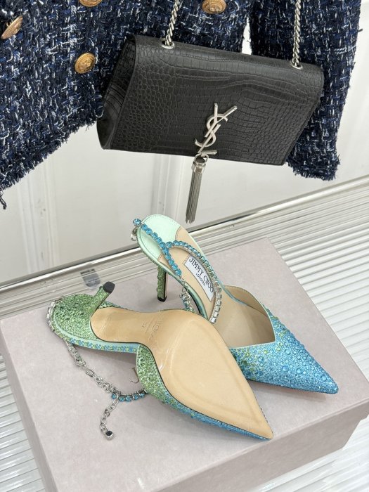 Босоножки фото 9