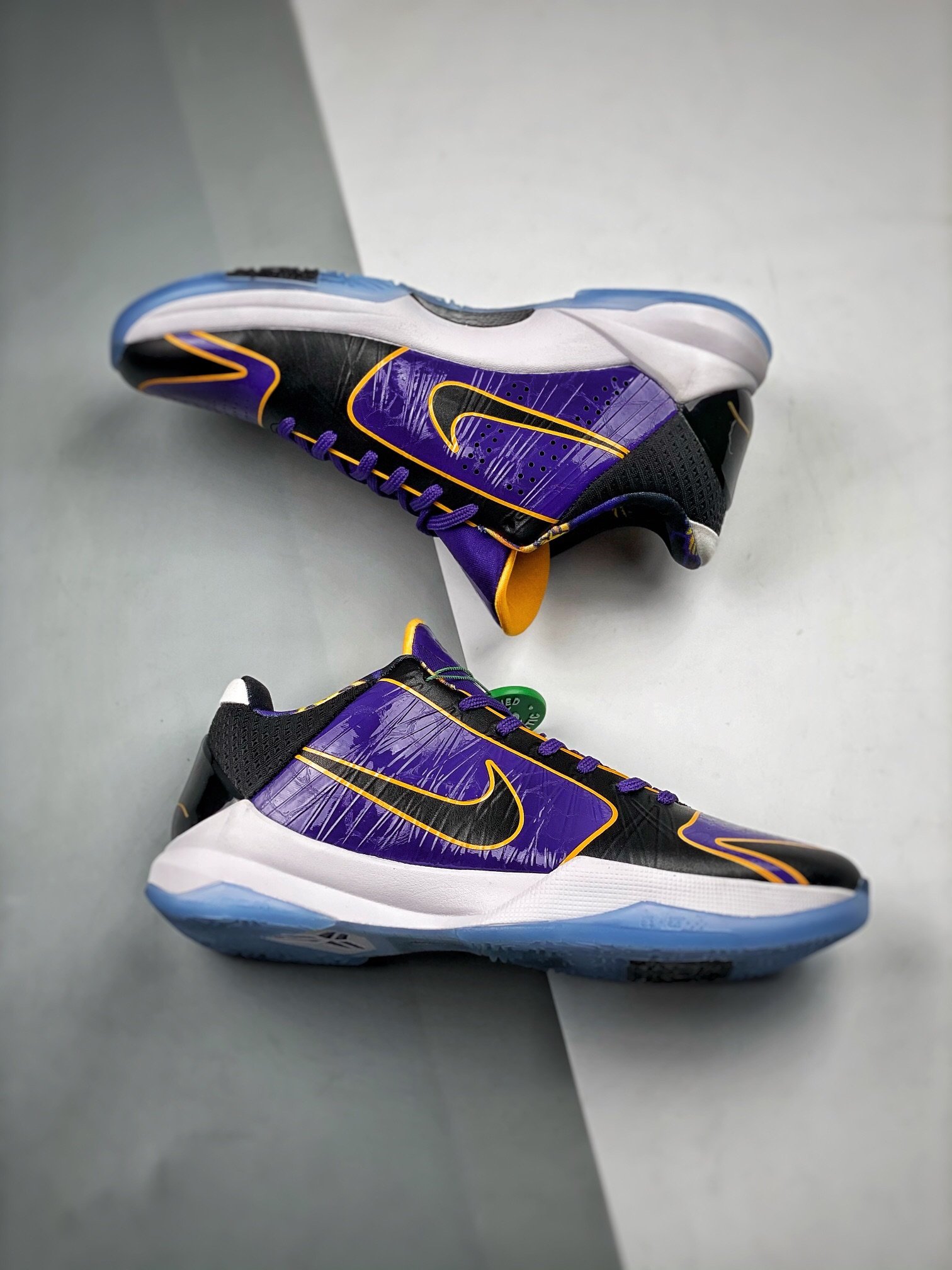 Sneakers ZOOM KOBE 5 Protro Lakers S2 фото 5