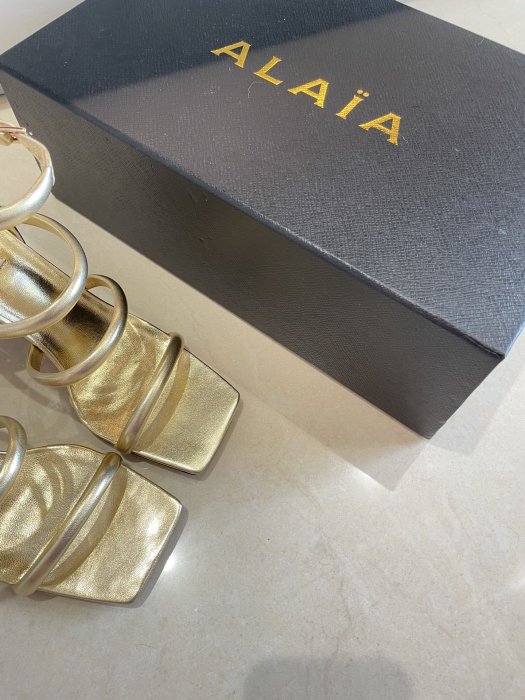 Босоножки фото 9