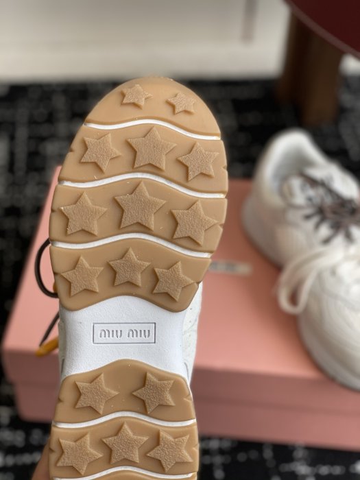 Кроссовки фото 9