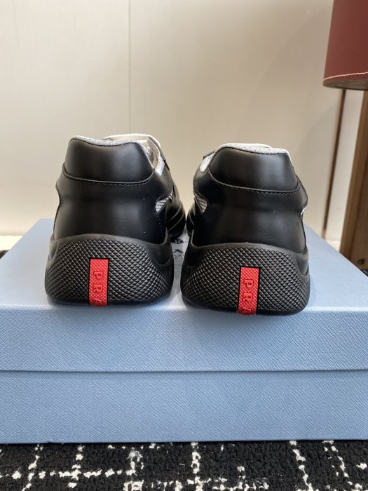 Кроссовки фото 8