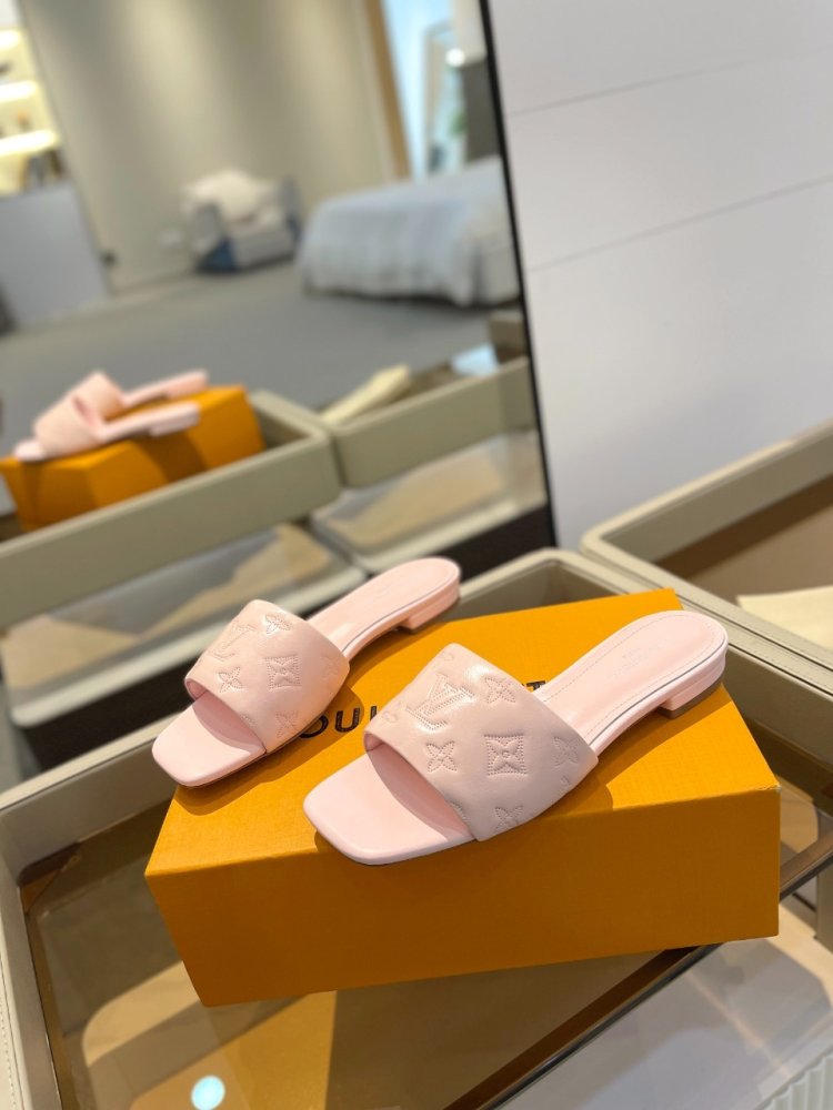 Шльопанці жіночі фото 5