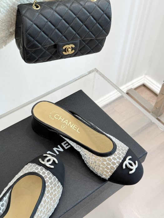 Босоножки фото 5