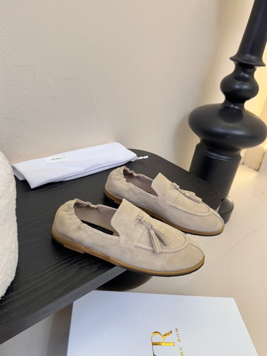 Лоферы женские фото 2