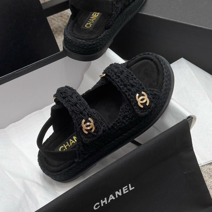 Сандалии женские фото 2