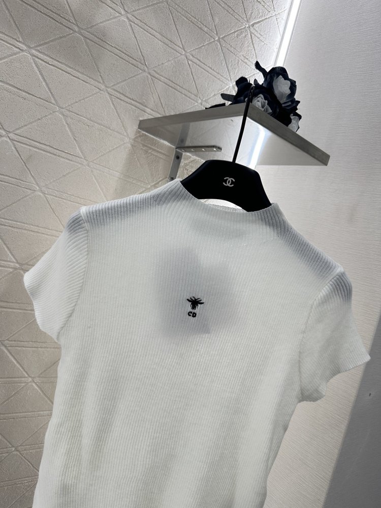 Футболка женская фото 7