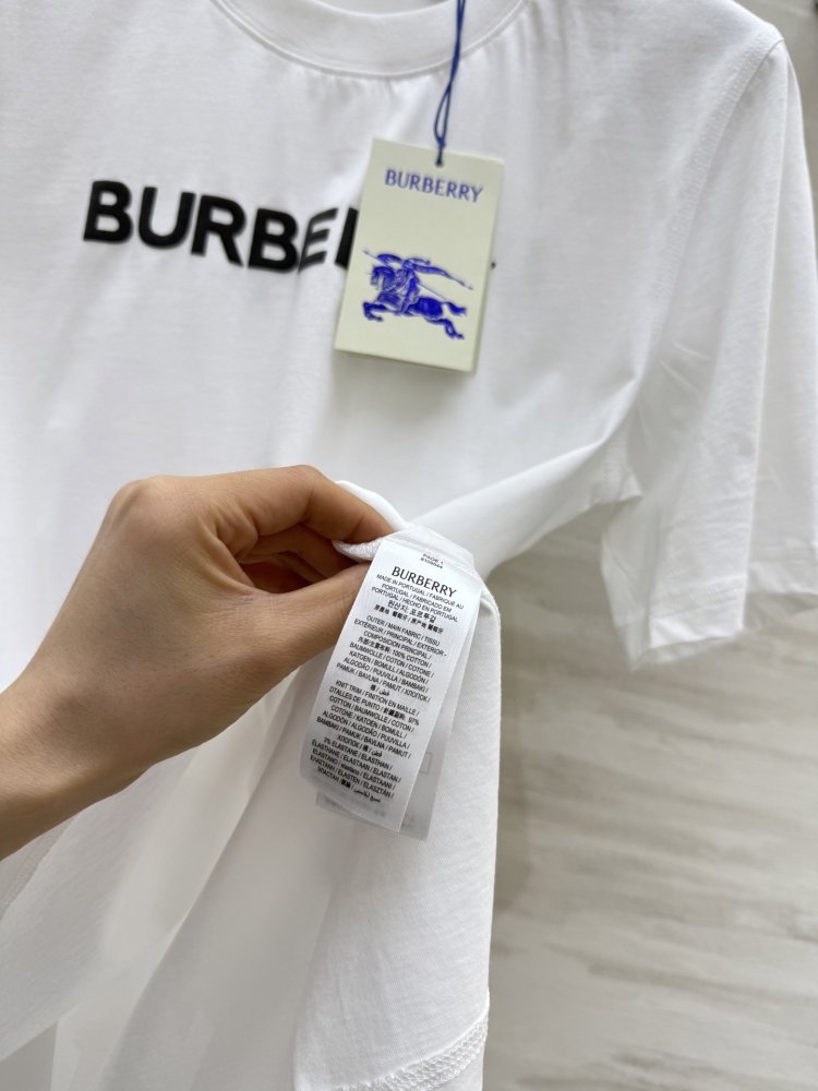 Футболка жіноча фото 6