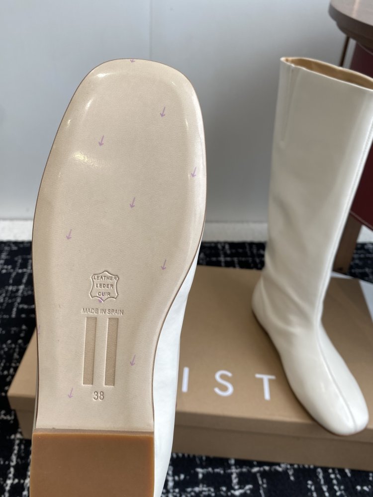 Чоботи жіночі фото 9