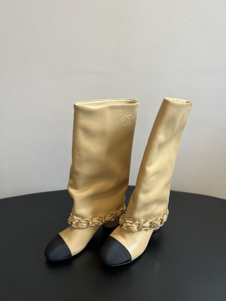 Boots women's фото 3