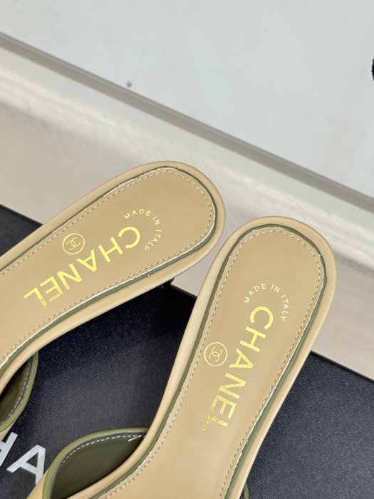 Босоножки фото 8