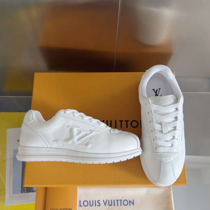 Sneakers фото 2