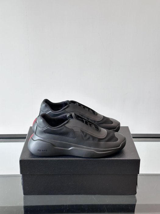 Кроссовки мужские